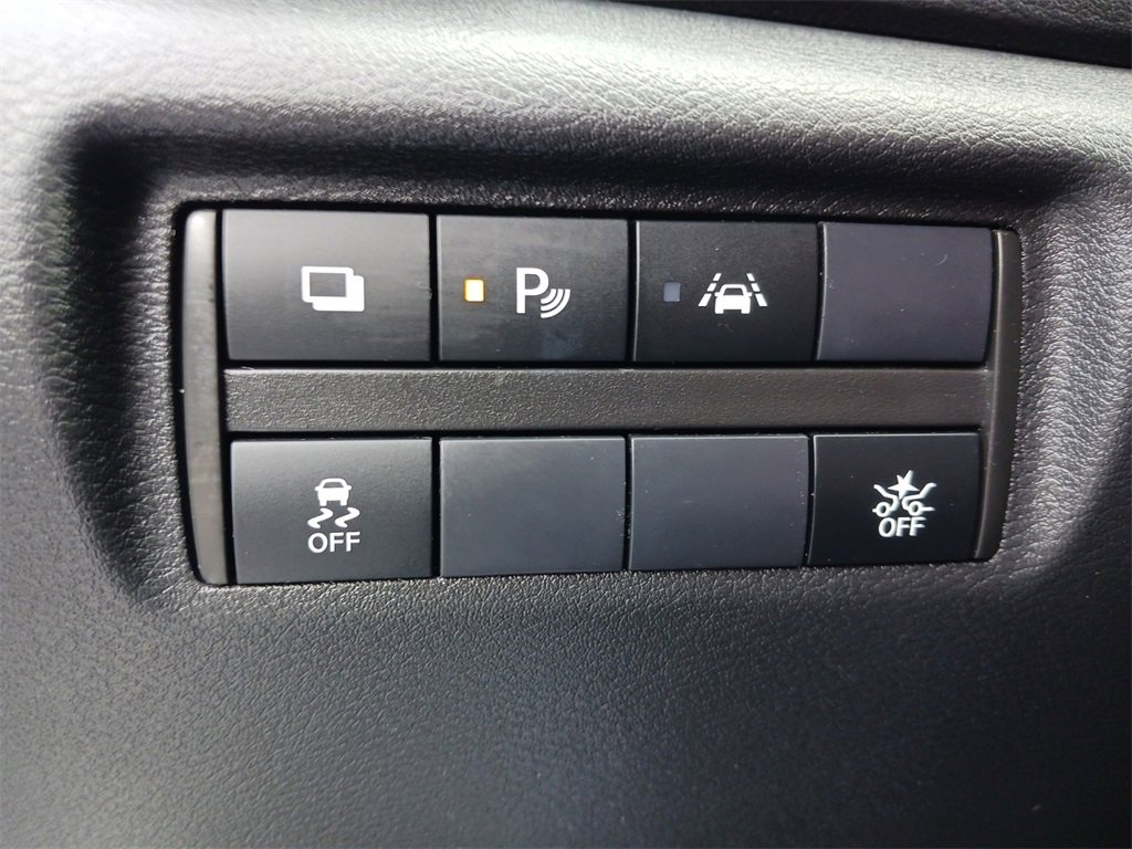 Used 2024 Nissan Versa S image 32