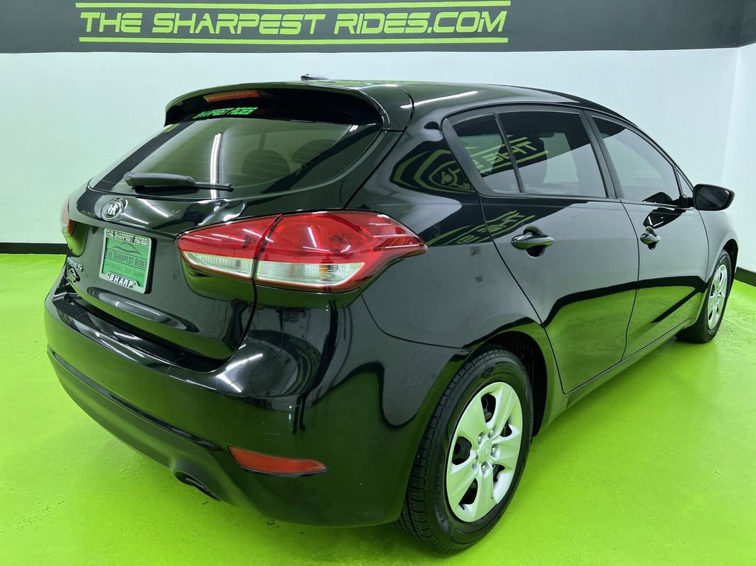 Used 2017 Kia Forte LX FWD image 10