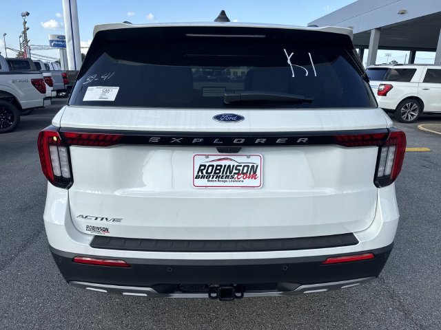 New 2026 Ford Explorer Active w/ Active Comfort Package RWD image 6