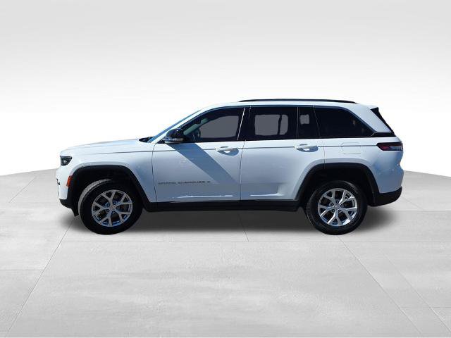 Used 2023 Jeep Grand Cherokee Limited AWD/4WD image 5