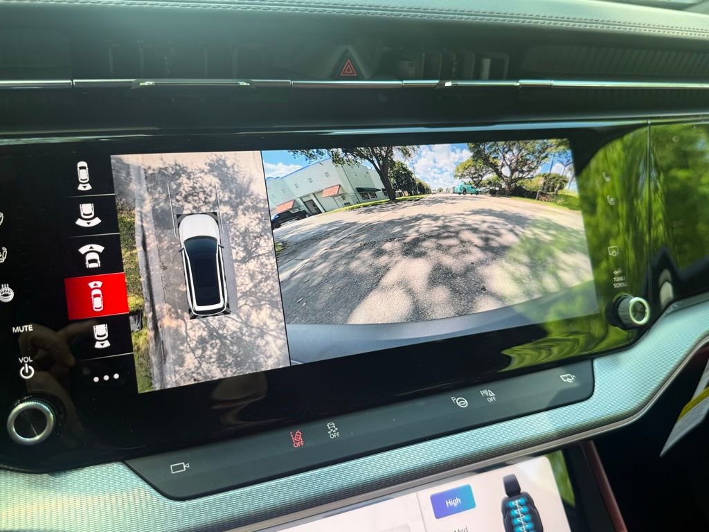 New 2025 Jeep Wagoneer S Launch Edition image 22