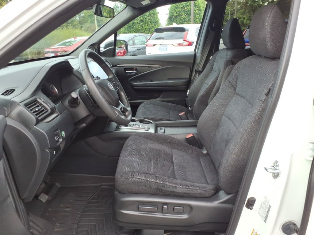 Used 2022 Honda Pilot Sport image 10
