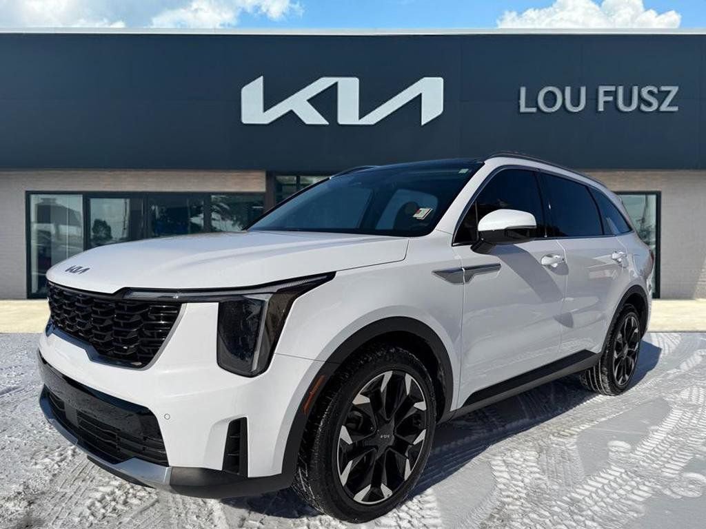 Used 2024 Kia Sorento EX w/ Panoramic Sunroof Package image 1