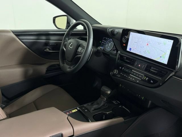 Certified 2025 Lexus ES 300h w/ Premium Package FWD image 19