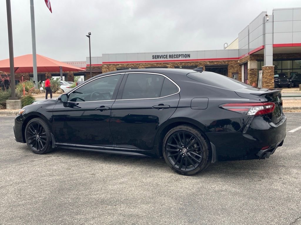 Used 2024 Toyota Camry XSE FWD image 6