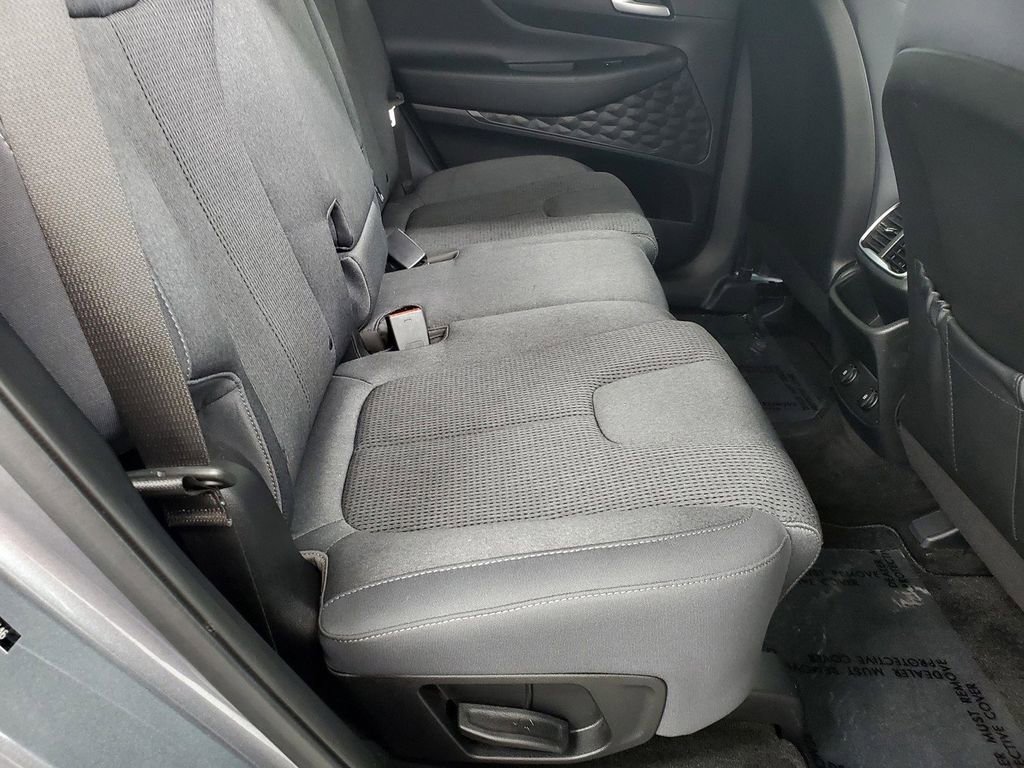 Used 2019 Hyundai Santa Fe SE image 21