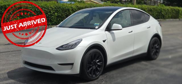 Used 2021 Tesla Model Y Long Range image 2