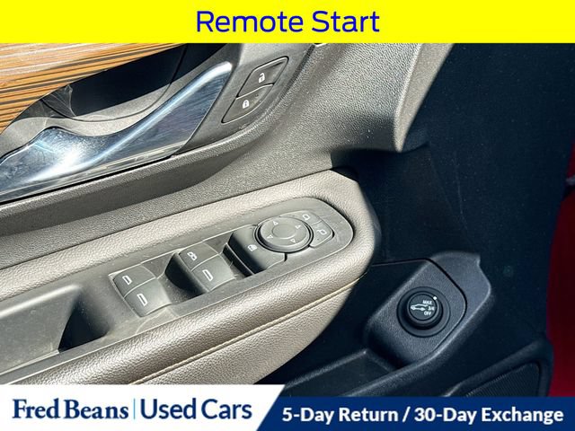 Used 2021 GMC Terrain SLE w/ Driver Convenience Package AWD/4WD image 22