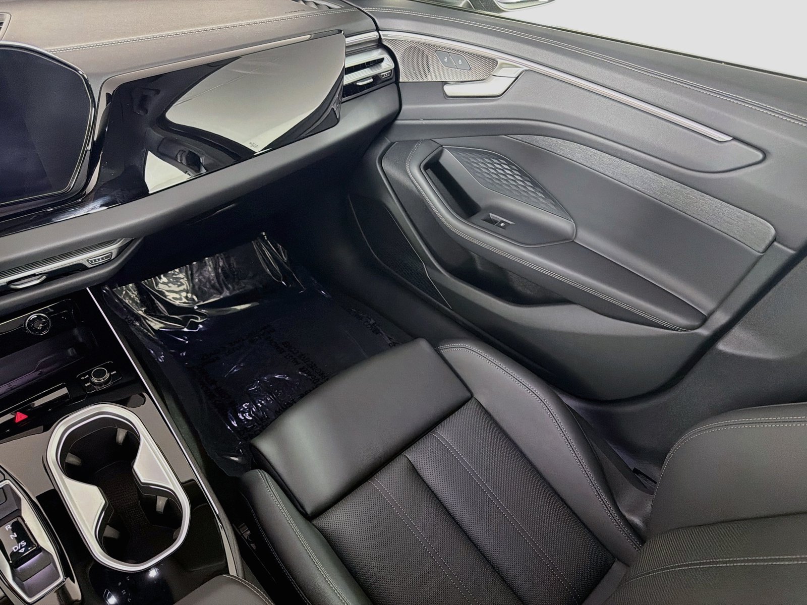 New 2026 Audi A6 Premium Plus AWD/4WD image 24
