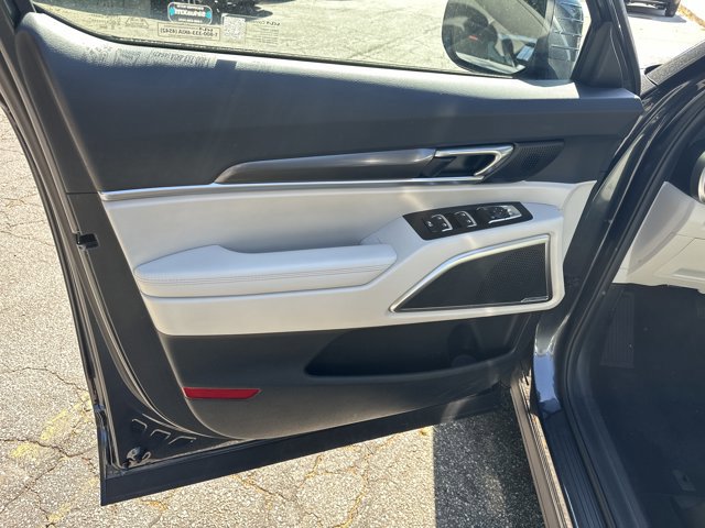 Certified 2024 Kia Telluride S w/ S Sunroof Package AWD/4WD image 11
