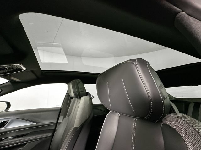 Used 2024 Cadillac Lyriq Tech AWD/4WD image 18
