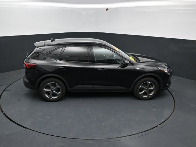 Used 2025 Ford Escape ST-Line Select AWD/4WD image 45