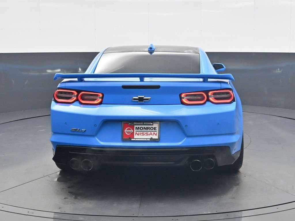 Used 2022 Chevrolet Camaro ZL1 image 4