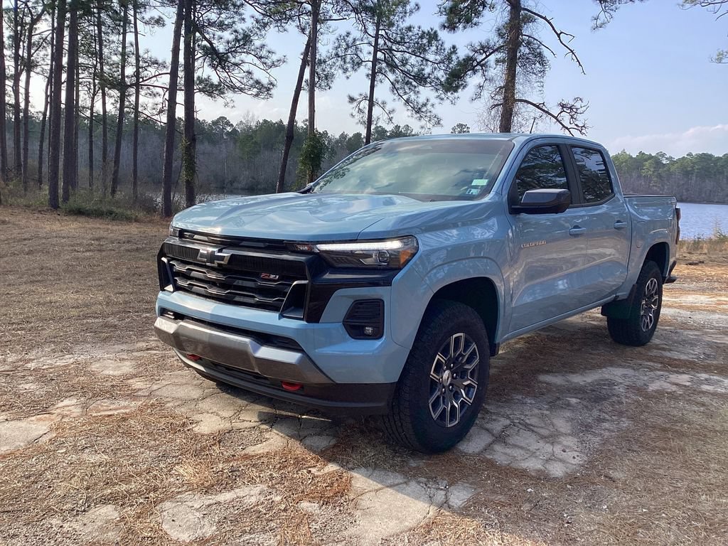New 2025 Chevrolet Colorado Z71 w/ Technology Package