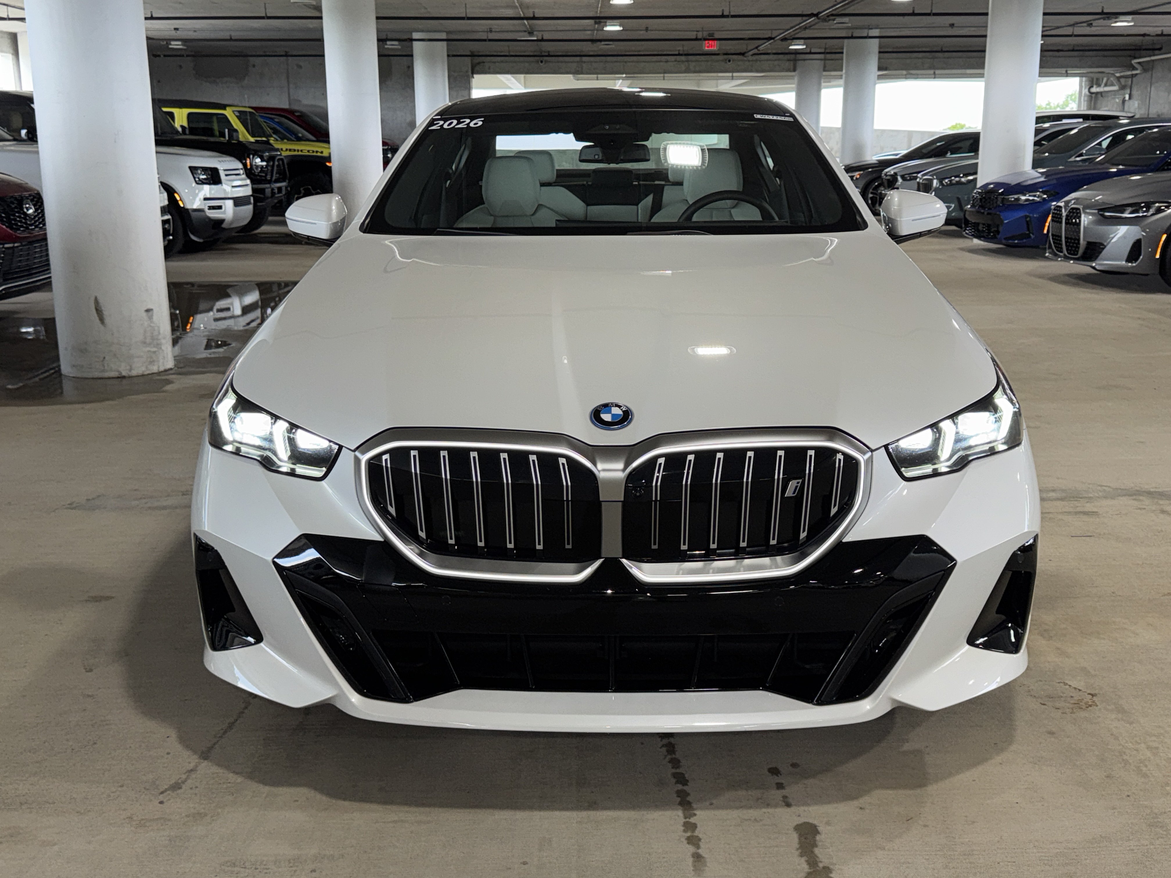 Used 2026 BMW i5 eDrive40 RWD image 3