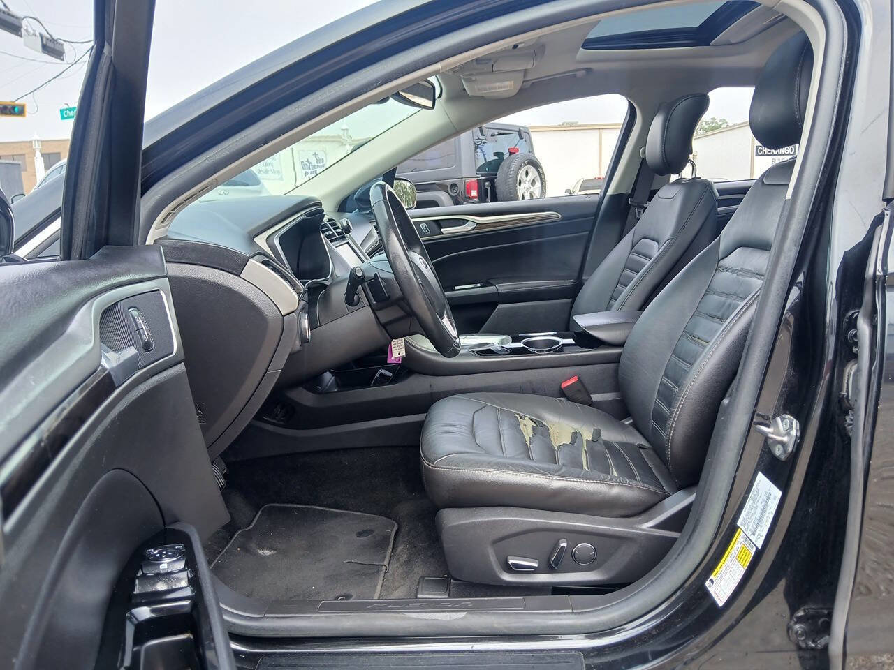 Used 2013 Ford Fusion SE FWD image 11