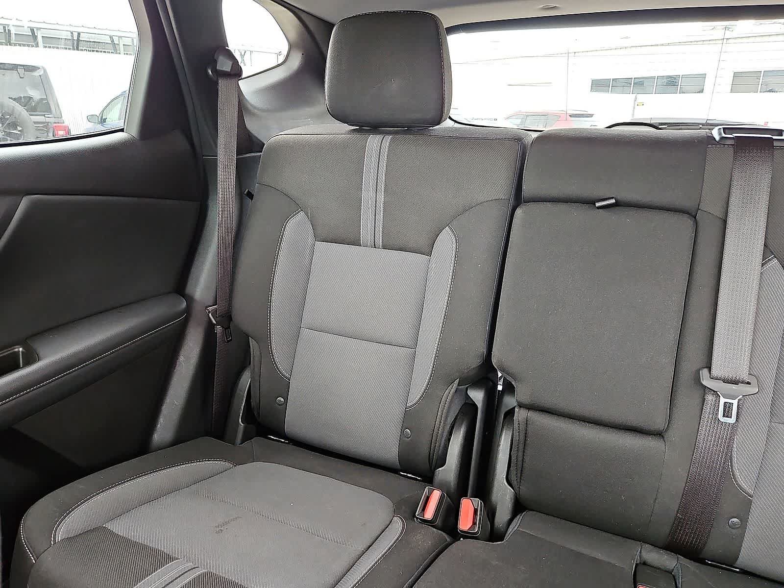 Used 2024 Chevrolet Blazer LT w/ Convenience Package FWD image 13