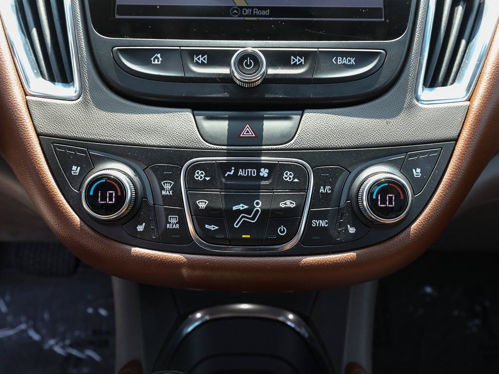 Used 2017 Chevrolet Malibu Premier w/ Premier Sun and Wheel Package FWD image 19