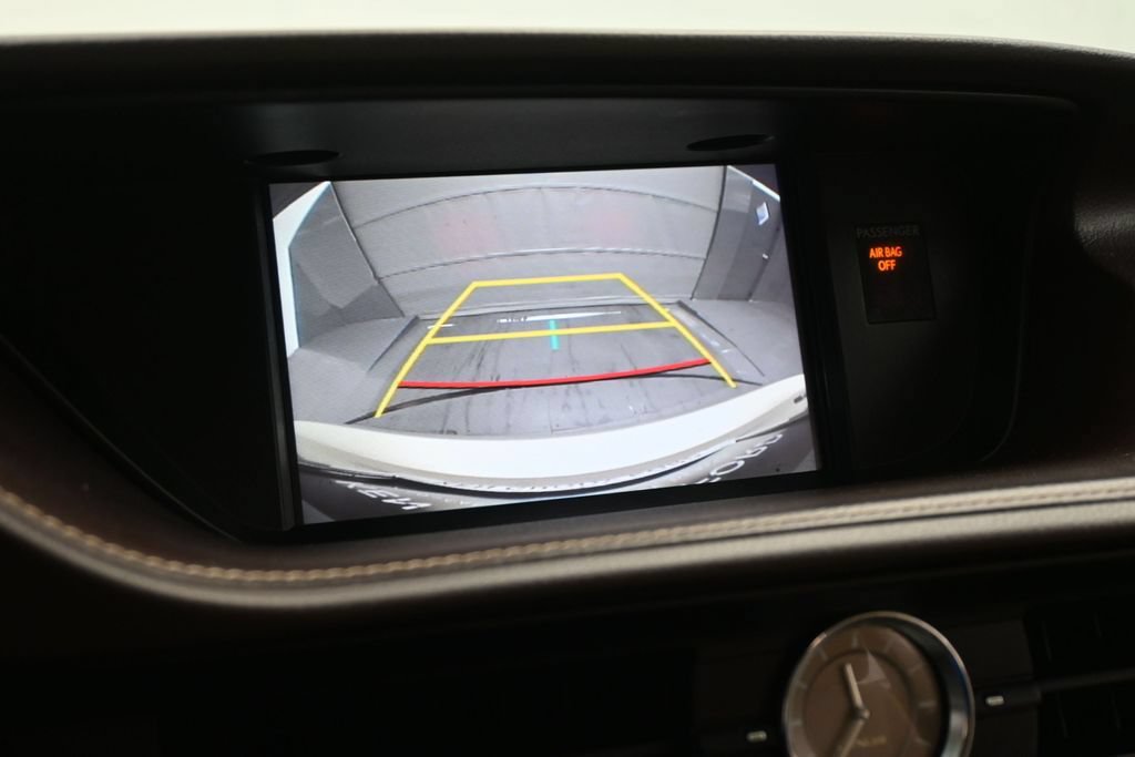 Used 2017 Lexus ES 350 w/ Navigation System Package FWD image 16