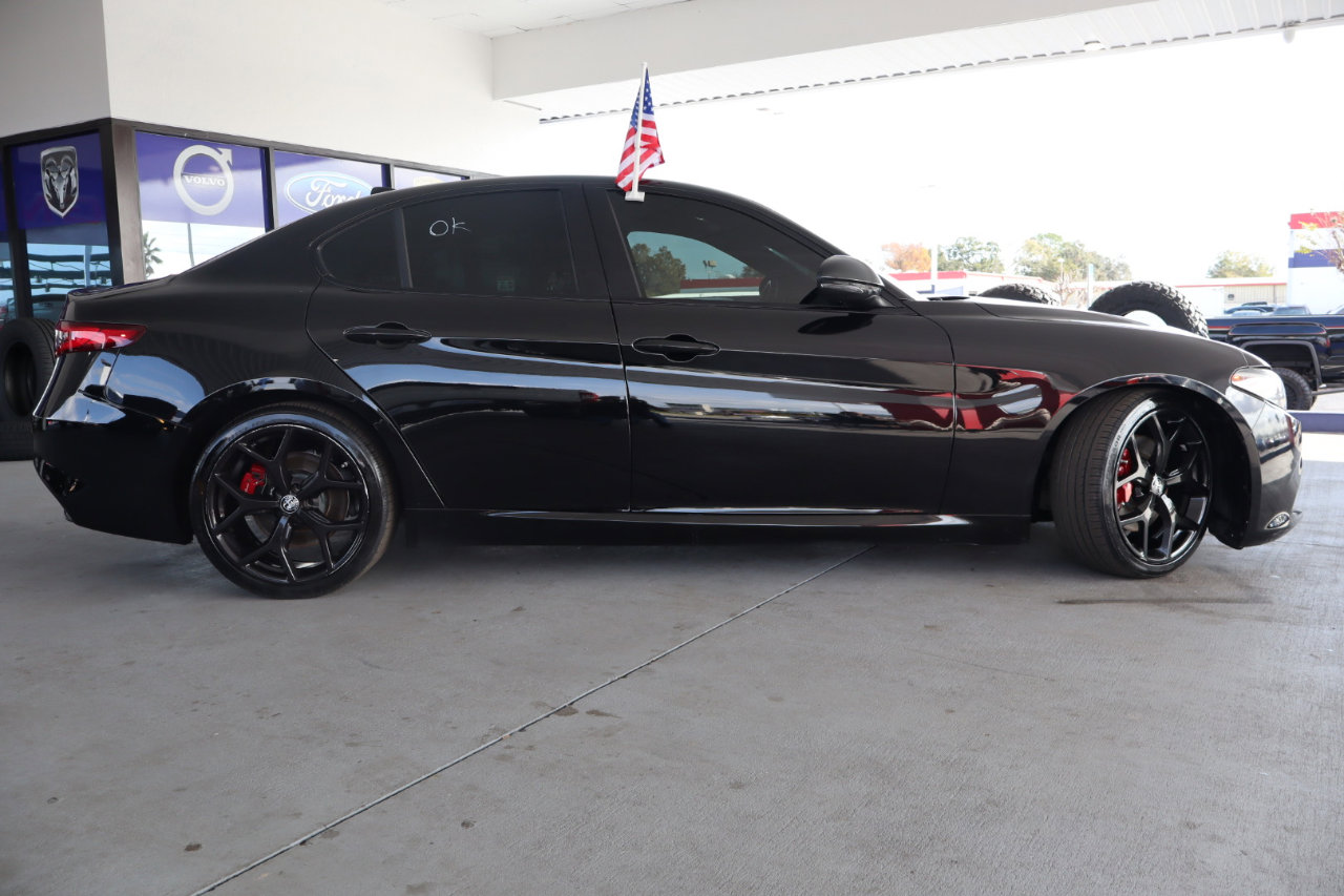 Used 2020 Alfa Romeo Giulia Ti Sport w/ Quick Order Package 22U Sport image 4