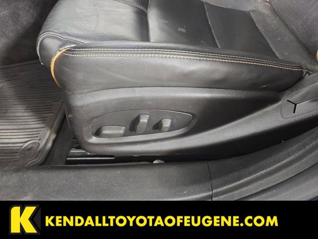 Used 2016 Chevrolet Impala LTZ w/ Enhanced Convenience Package FWD image 16