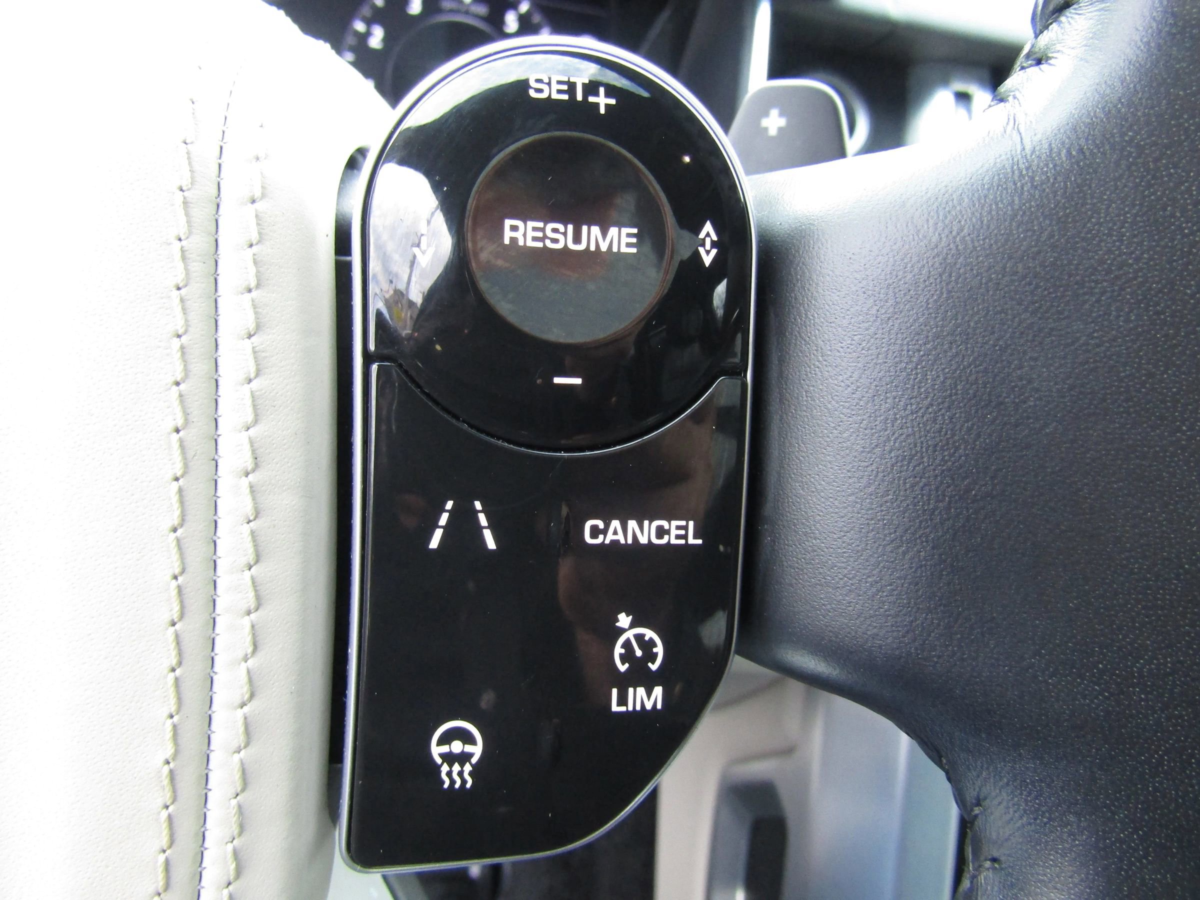 Used 2021 Land Rover Range Rover P525 Westminster Edition LWB image 34