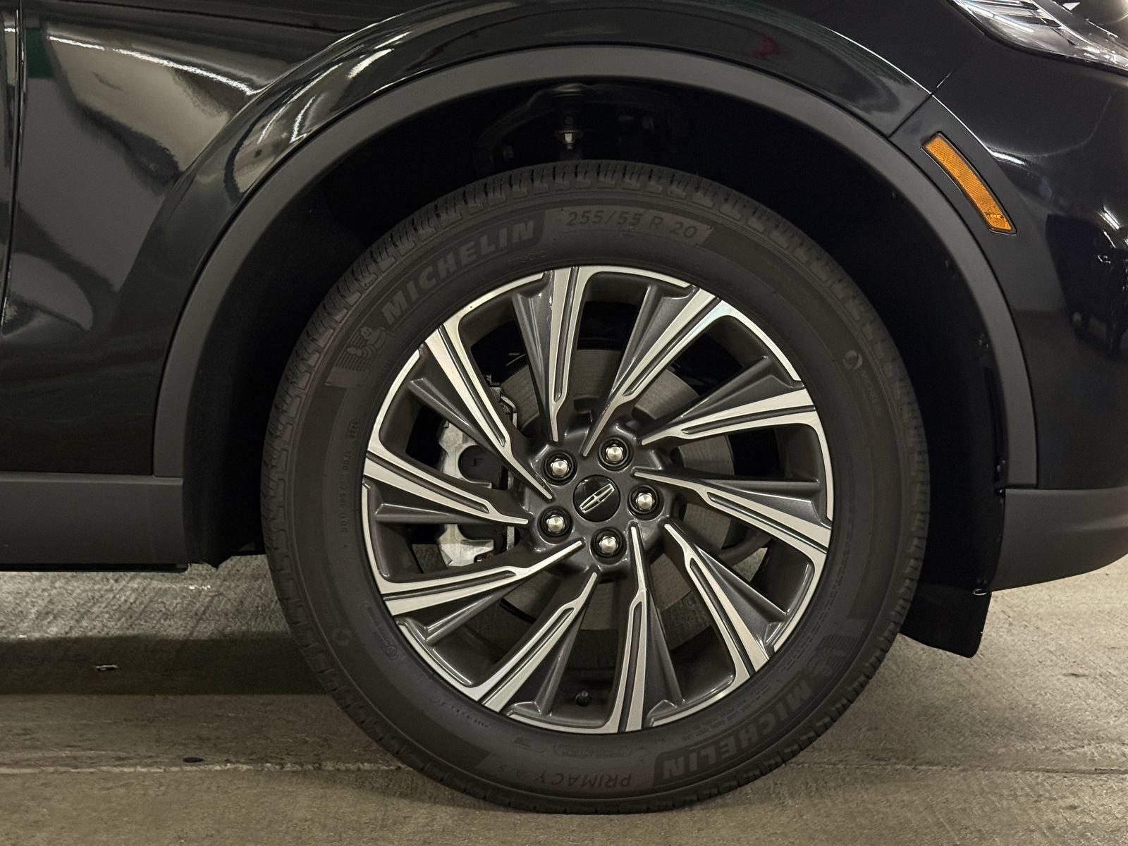 New 2026 Lincoln Aviator AWD image 6