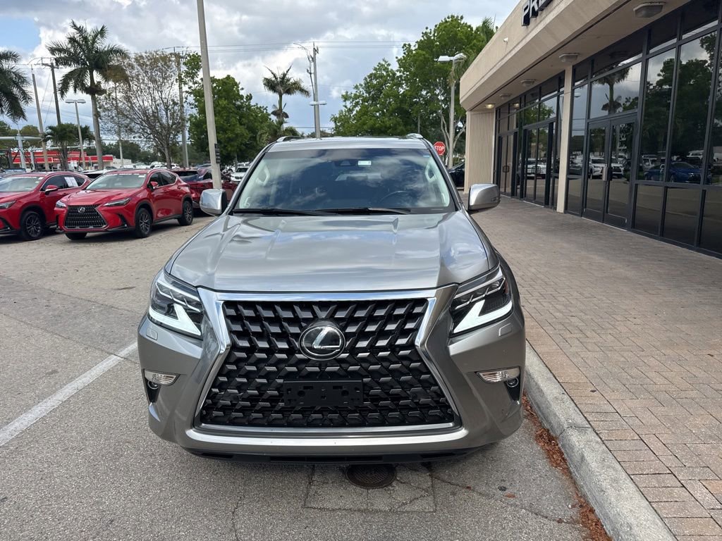 Used 2020 Lexus GX 460 Premium w/ Premium Package AWD/4WD image 2