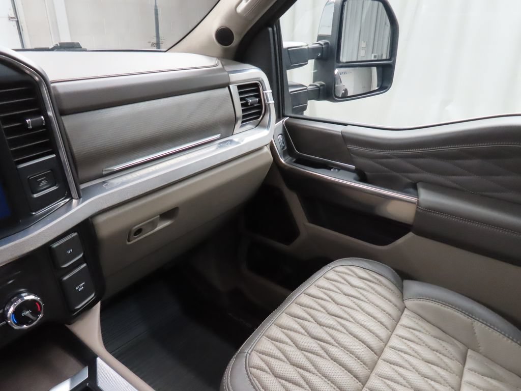 Used 2025 Ford F350 Platinum w/ Platinum Plus Package AWD/4WD image 27