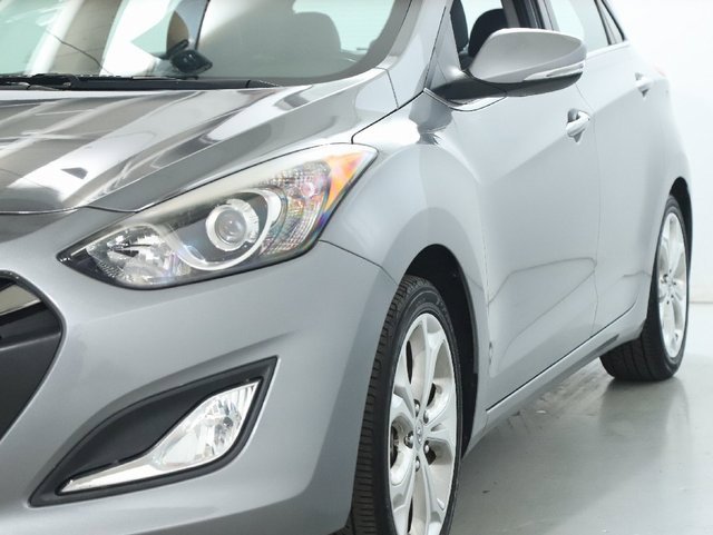 Used 2014 Hyundai Elantra GT w/ Option Group 02 image 4