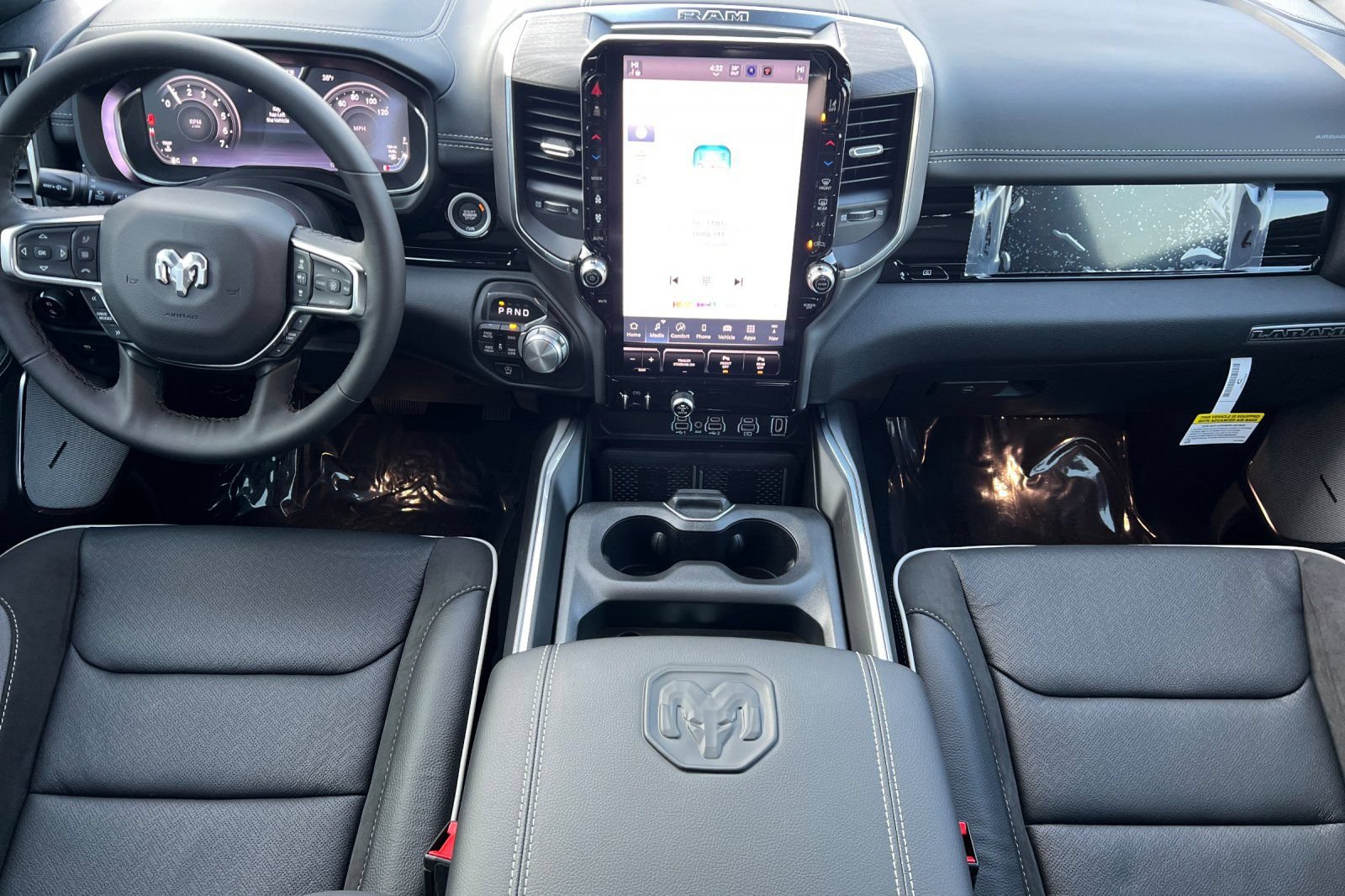 New 2026 RAM 1500 Laramie w/ Night Edition AWD/4WD image 9