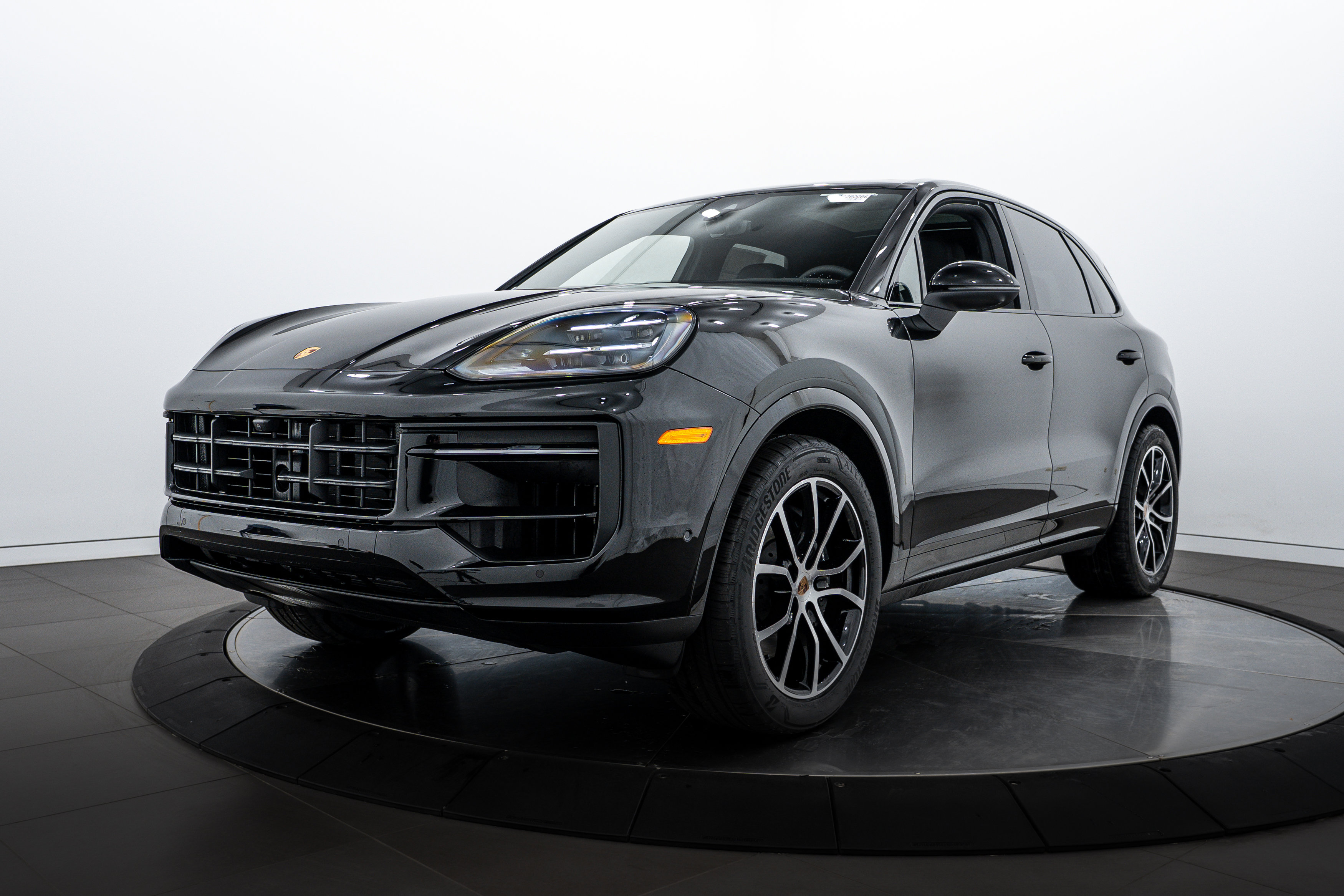 New 2026 Porsche Cayenne image 1
