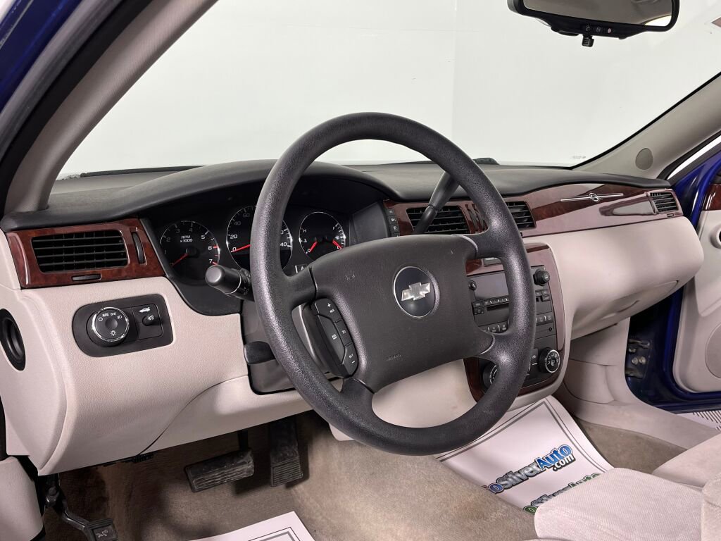 Used 2007 Chevrolet Impala LT image 12