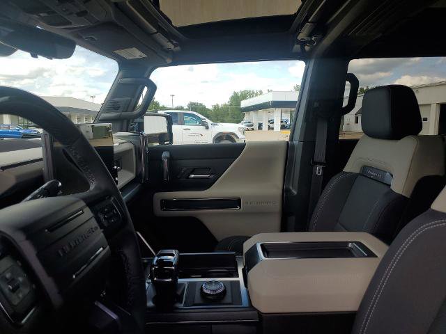 New 2026 GMC Hummer EV SUV w/ LPO, Dark Essentials Package image 26