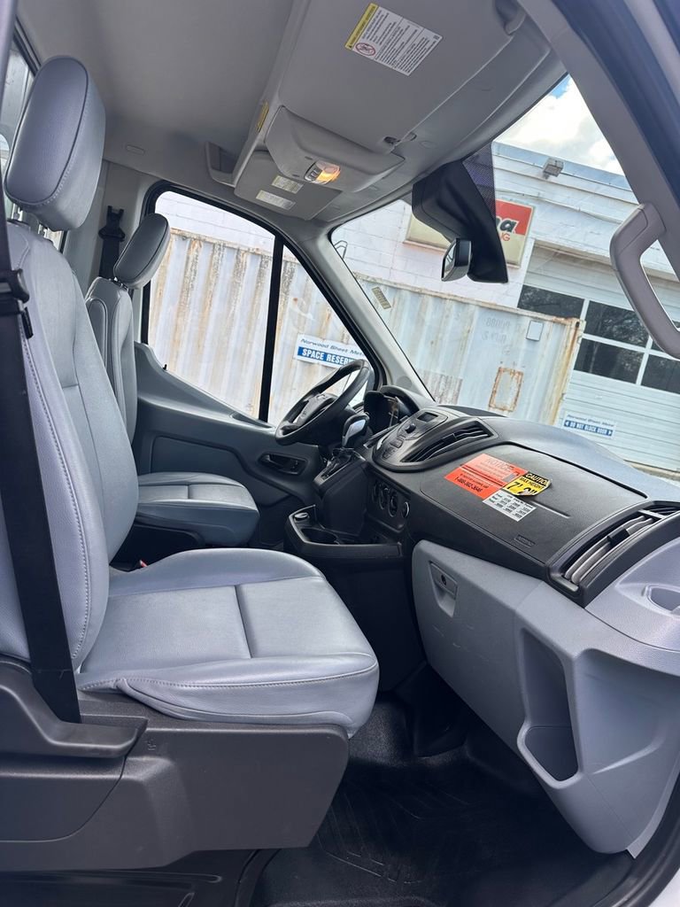 Used 2019 Ford Transit 250 138 RWD image 24