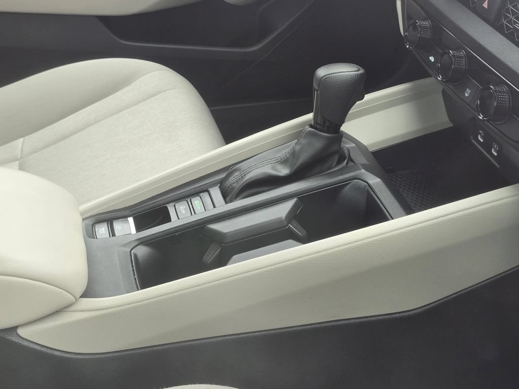 Used 2024 Honda Accord LX image 12