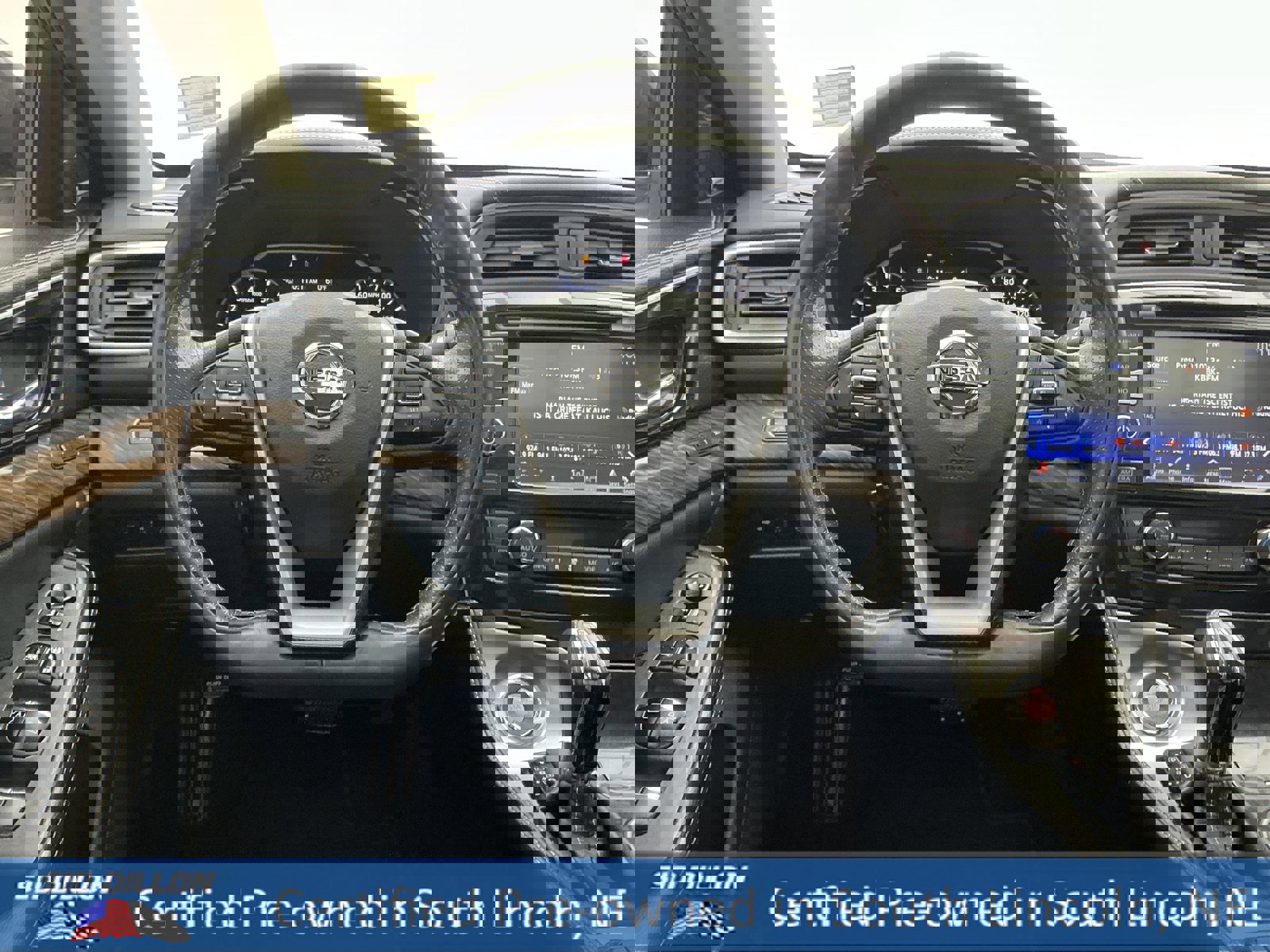 Used 2017 Nissan Maxima Platinum image 21