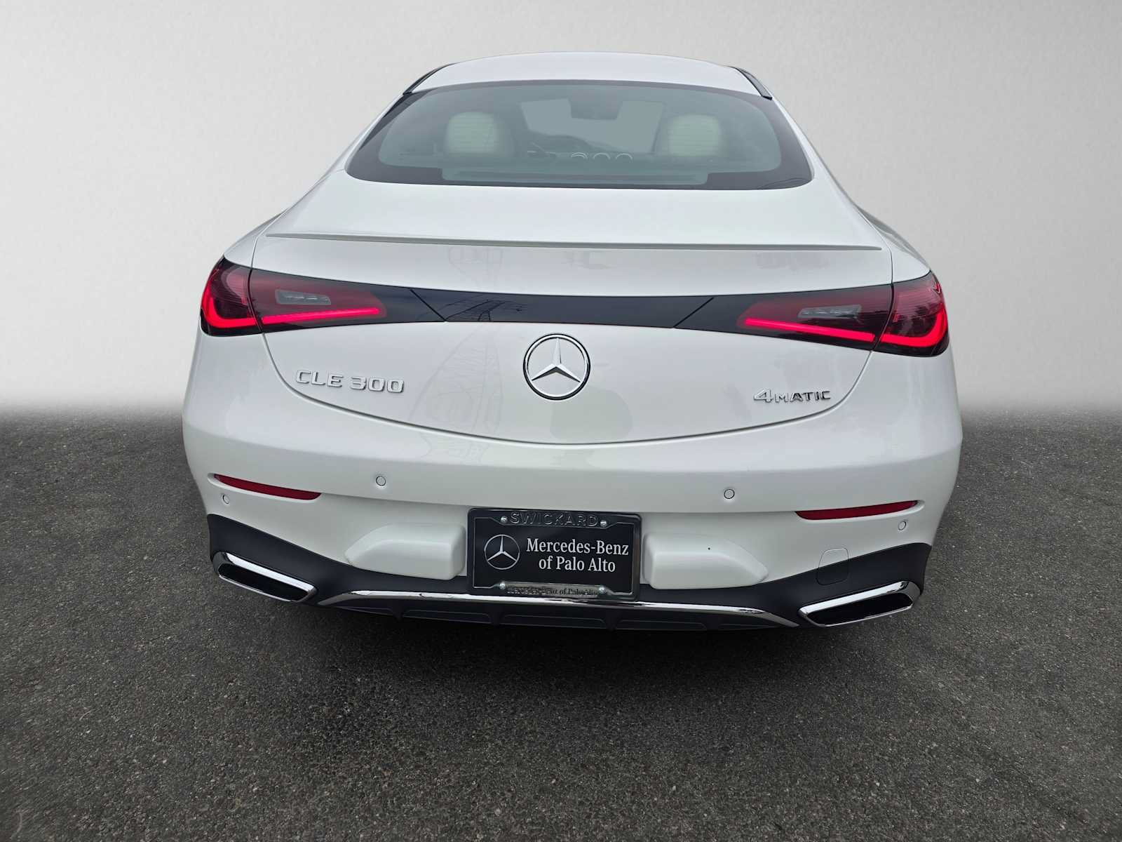 Used 2026 Mercedes-Benz CLE 300 4MATIC Coupe image 4