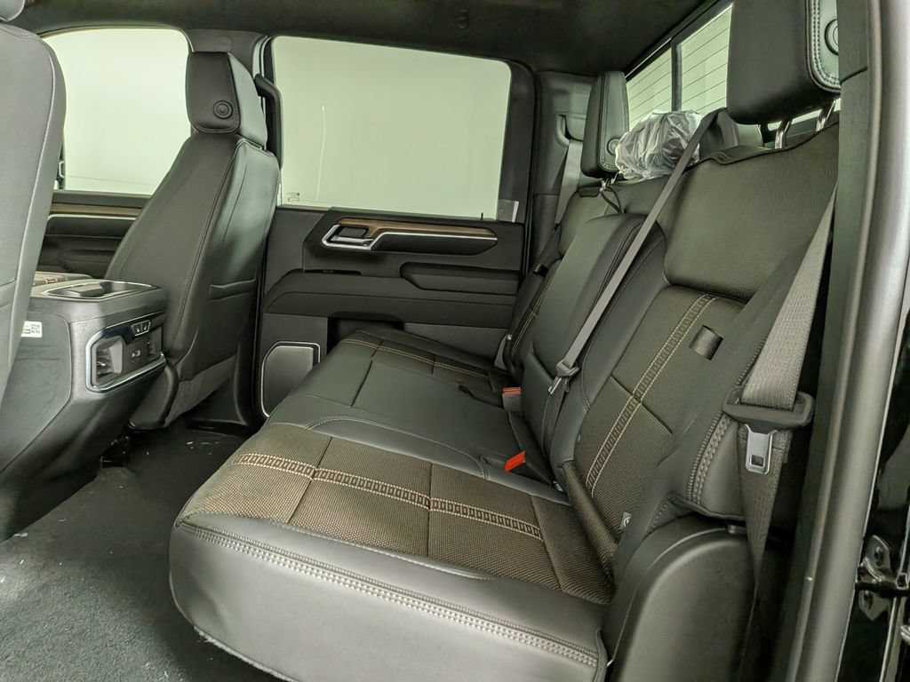 New 2026 Chevrolet Silverado 2500 High Country w/ High Country Premium Package AWD/4WD image 30