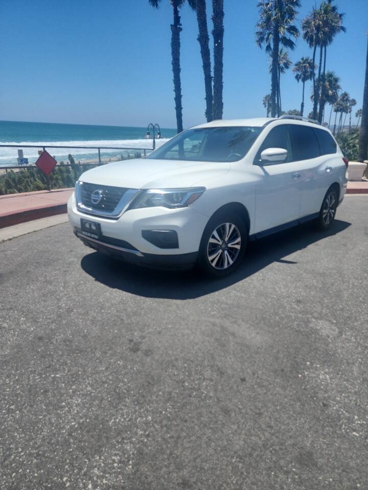 Used 2018 Nissan Pathfinder S FWD image 12