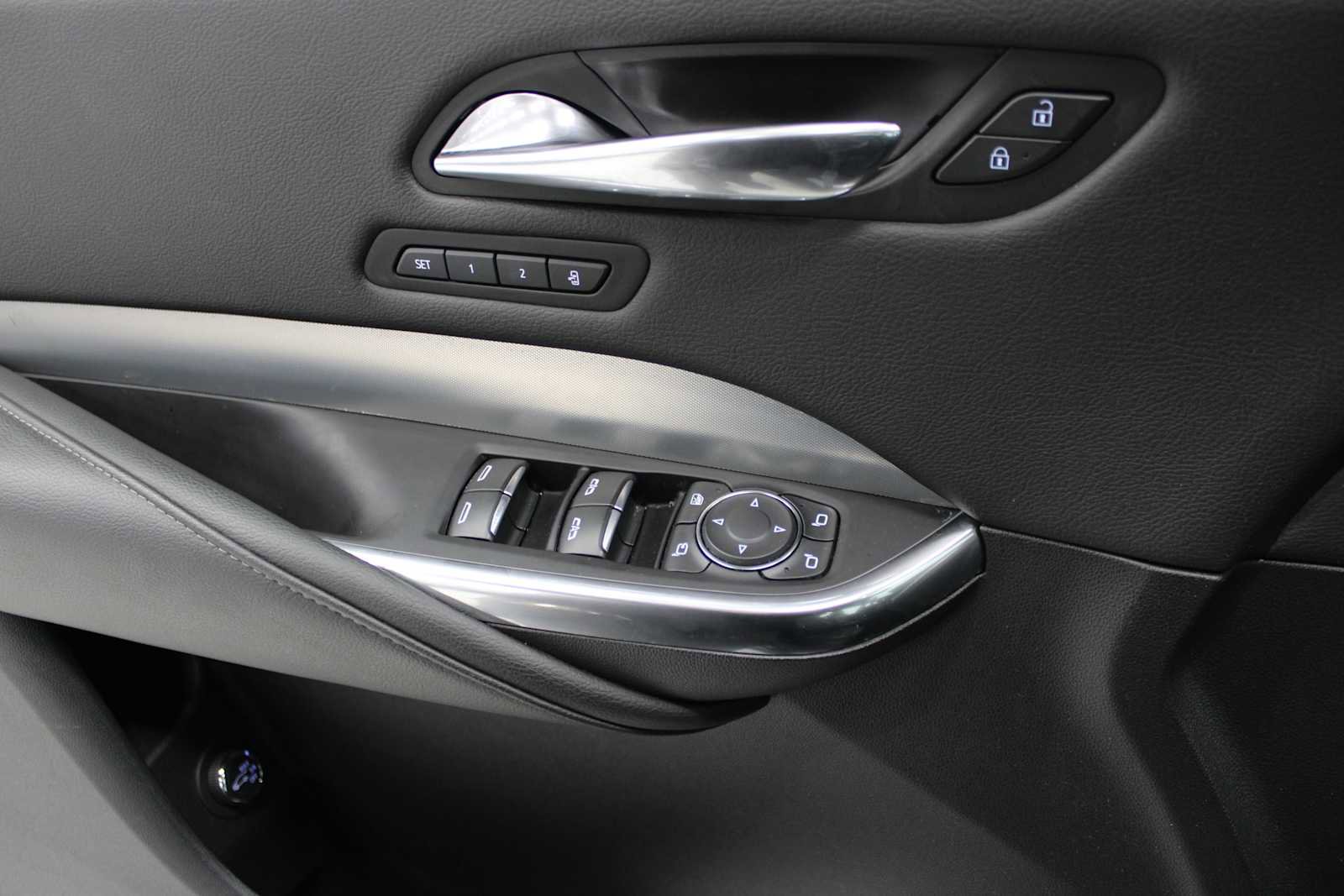 Used 2020 Cadillac XT4 Premium Luxury w/ Cold Weather Package image 13