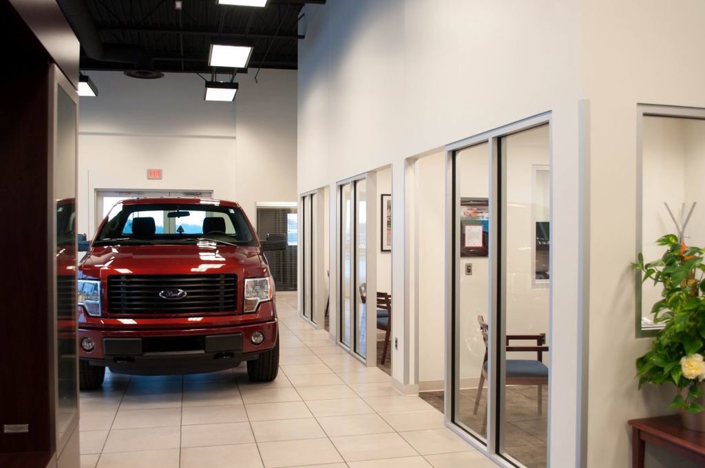 Used 2022 Chevrolet Traverse LT image 19