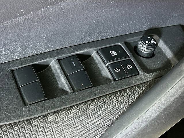 Used 2021 Toyota Corolla LE w/ Carpet Mat Package (TMS) FWD image 18