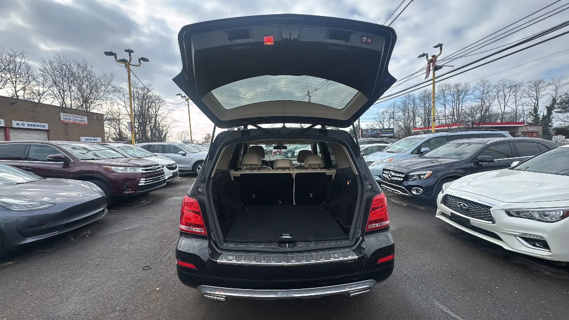 Used 2013 Mercedes-Benz GLK 350 4MATIC image 19