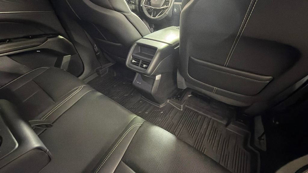Certified 2024 Cadillac Lyriq Sport w/ LPO, Floor Liner Package AWD/4WD image 31