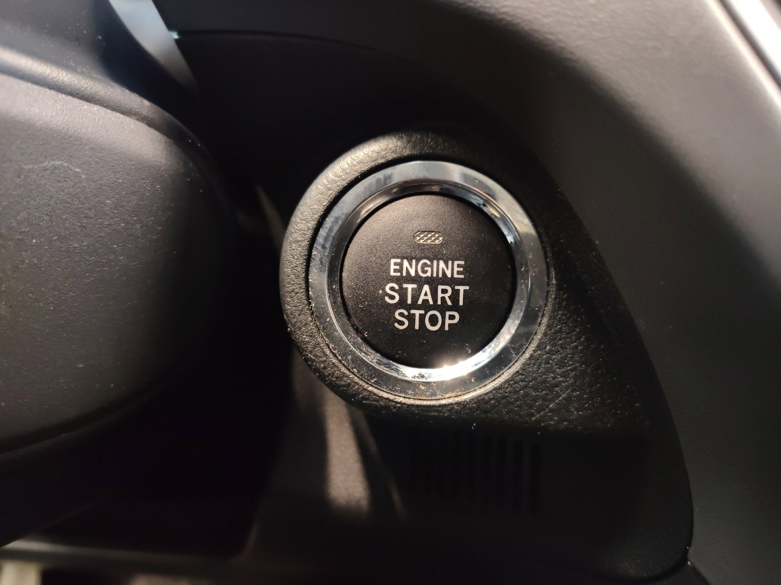 Used 2024 Subaru Crosstrek 2.0i Premium image 32