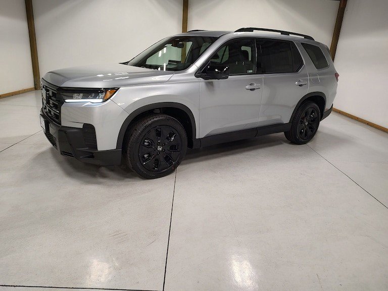 New 2026 Honda Pilot Black Edition image 4