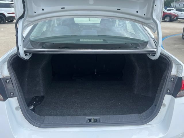 Used 2020 Nissan Versa S FWD image 13
