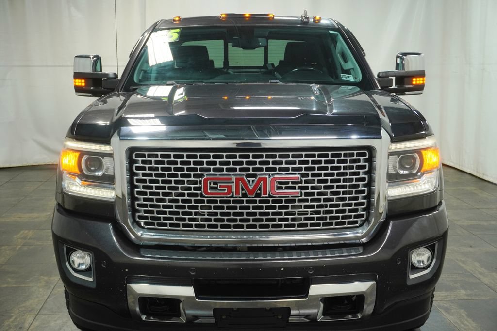 Used 2015 GMC Sierra 2500 Denali w/ Duramax Plus Package AWD/4WD image 8