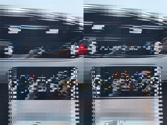 New 2026 Genesis GV70 2.5T Advanced image 15